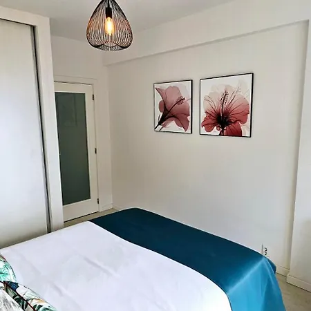 Center With Sea Views & Free Parking By Your Key Madeira *