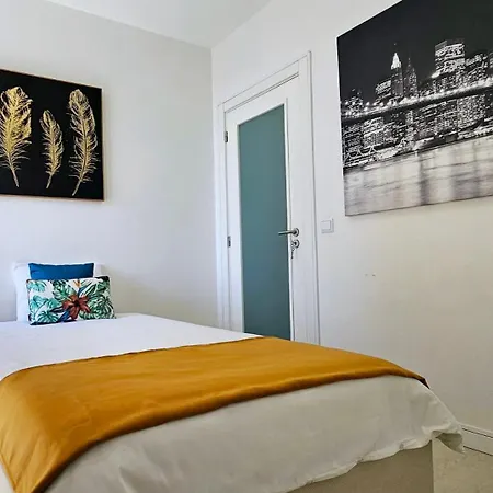 Apartament Hdfm Collection - Centro With Sea Views & Free Parking *