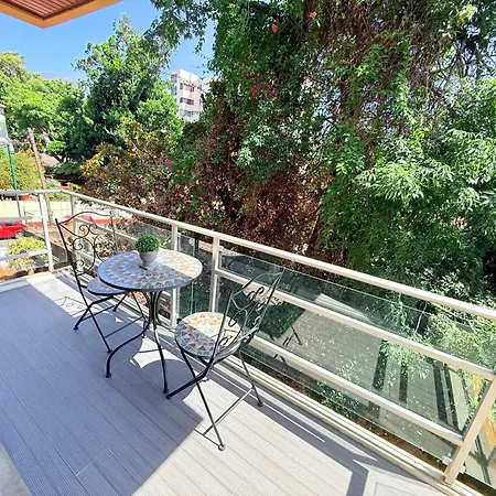 Center With Sea Views & Free Parking By Your Key Madeira Funchal (Madeira)