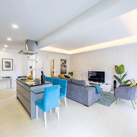 Center With Sea Views & Free Parking By Your Key Madeira Funchal (Madeira)