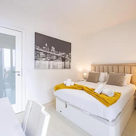Funchal Town Centre With Sea Views & Free Parking By Hdfm Collection Appartamento Funchal (Madeira)