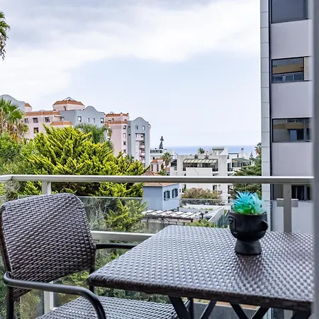Funchal Town Centre With Sea Views & Free Parking By Hdfm Collection